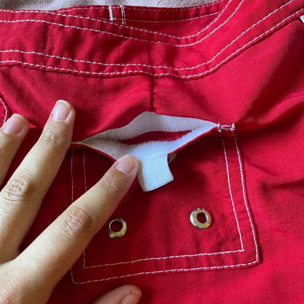 Red Roxy mini skirt - Picture 4 of 5